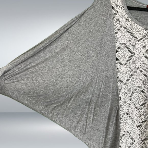 BKE heathered grey batwing tunic top with mesh lace front without lining. - Picture 5 of 6